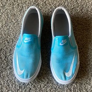 Nike Slip on Youth 4.5